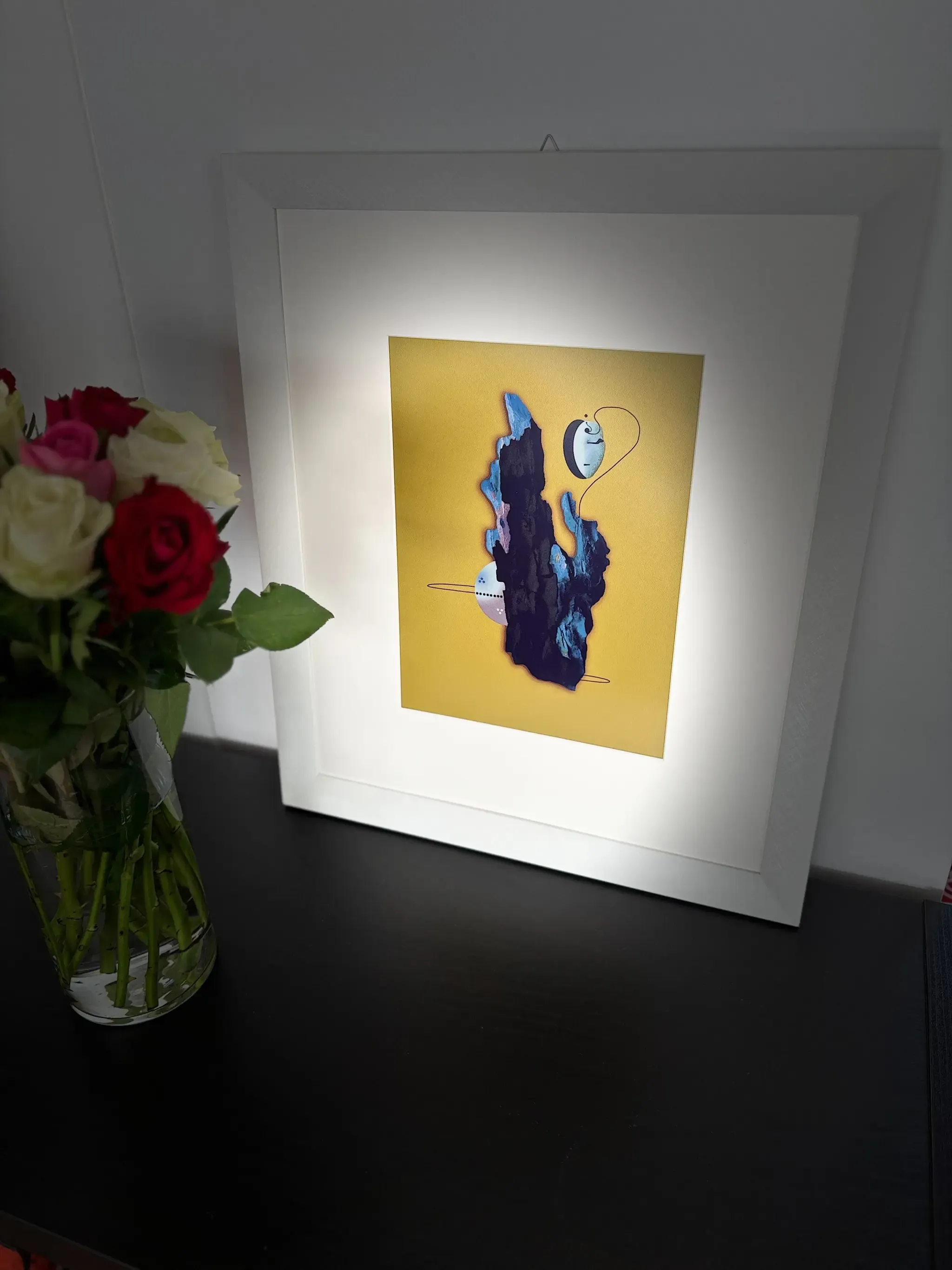 AELIG frame placed over a table