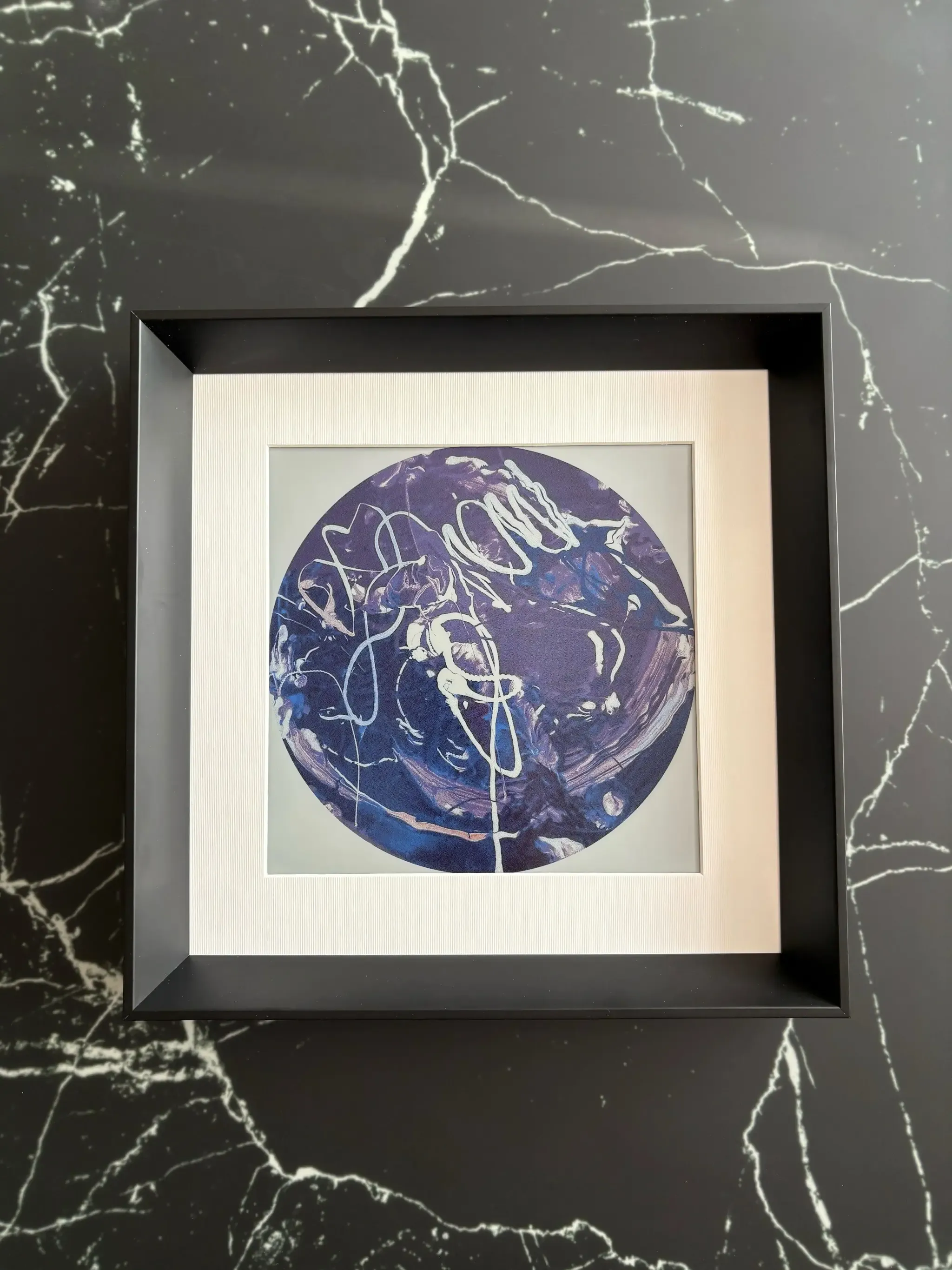 AELIG frame placed over a table